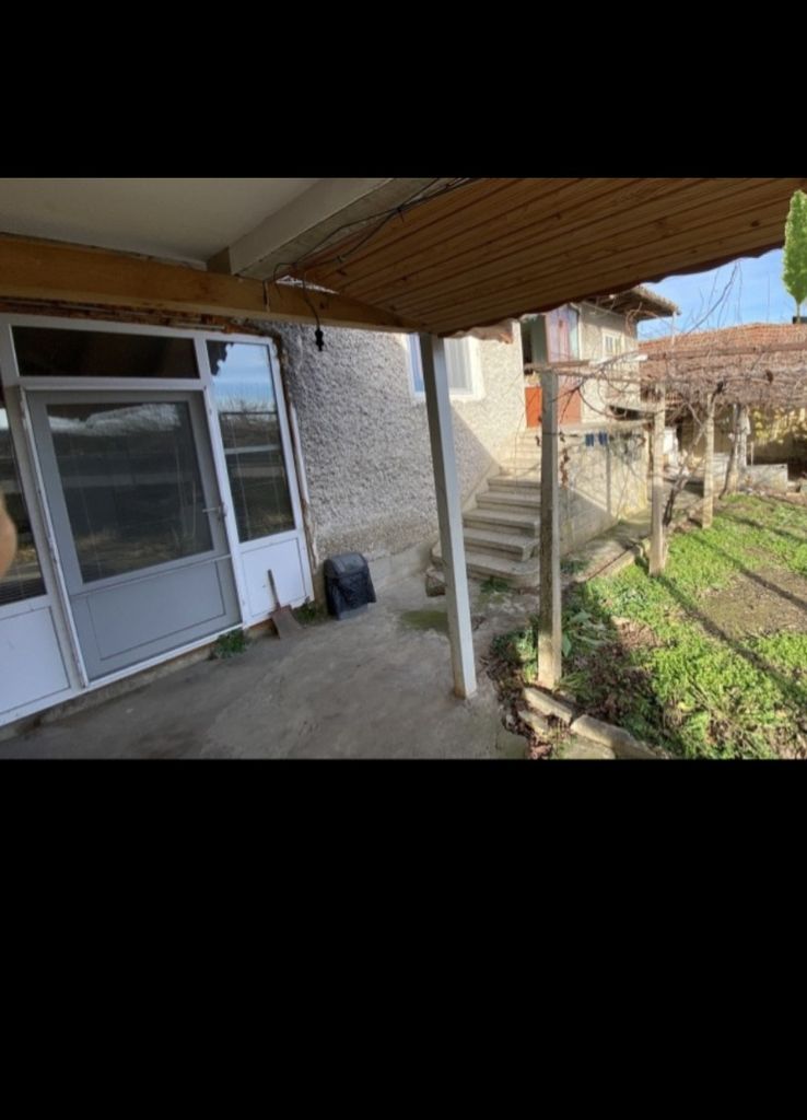 Продава се Къща в с. Салманово, Област Шумен - 89 кв.м за 315 €/кв.м - Снимка #13