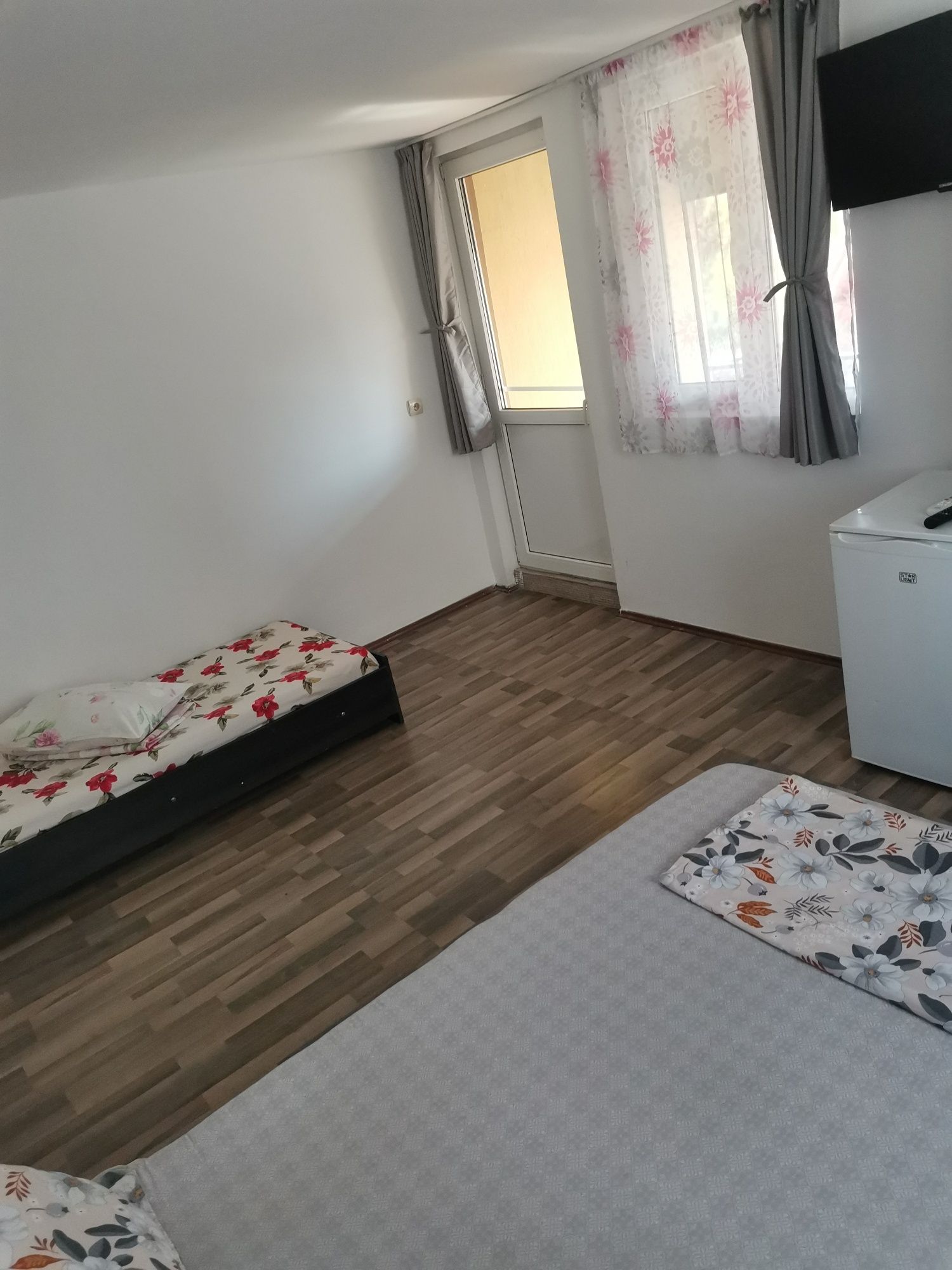 Cazare Eforie Sud  la  100 metri de plajă