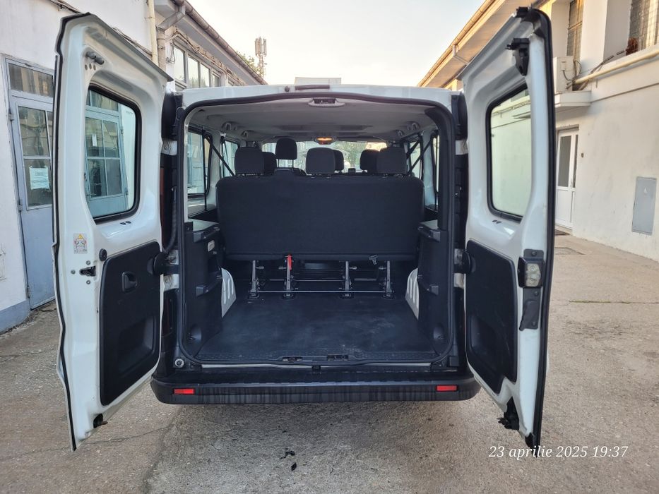 Renault Trafic 3 2016 8+1