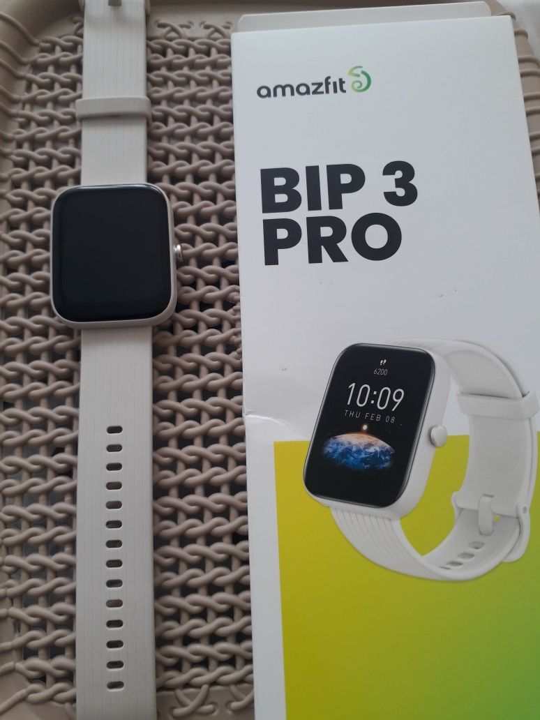 Смарт часы Аmazfit BIP 3 PRO