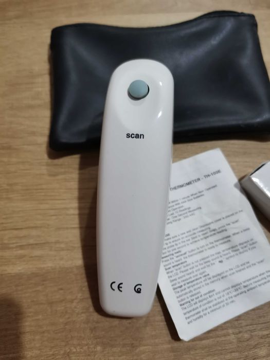 Инфрачервен Eлектронен термометър за ухо 15 лв