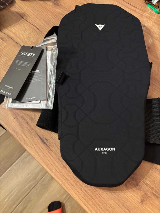 Нов Ski back protector Dainese  size L/ски протектор за гръб размер L