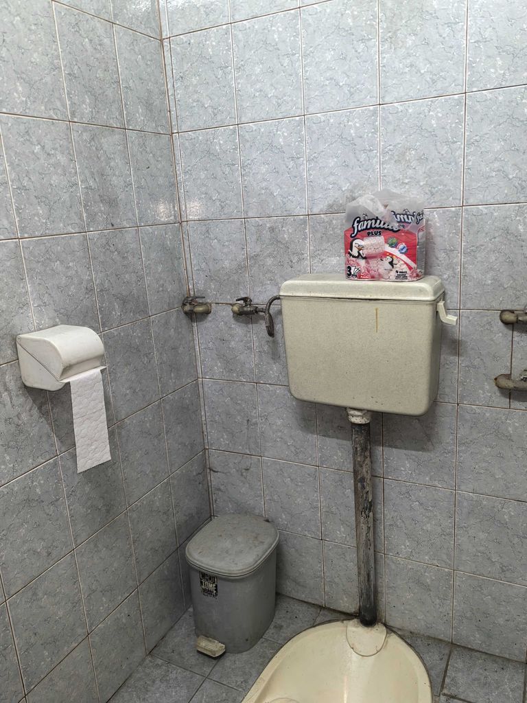 Дава се под наем Къща в Русе, Център - 100 кв.м за 204 € - Снимка #14