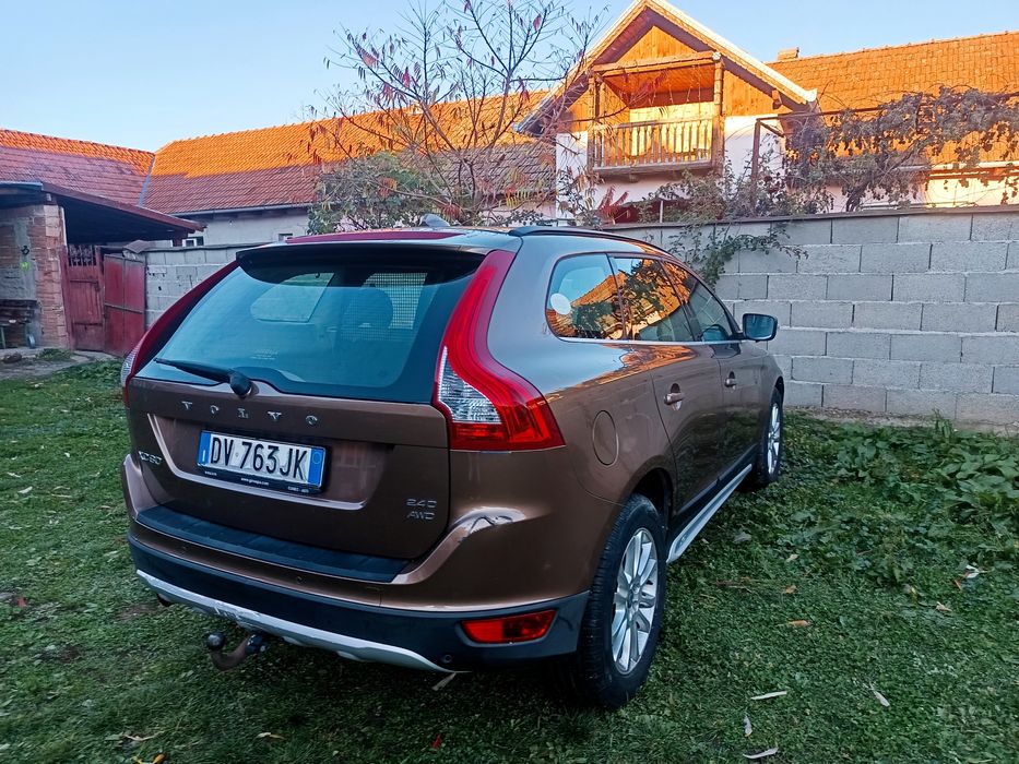 Volvo XC60 2.4d 4x4 163 cp manual