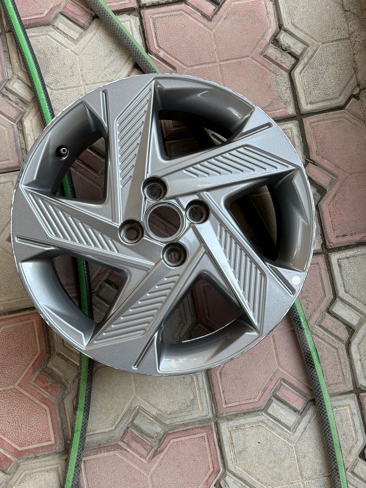 Hyundai accent диск