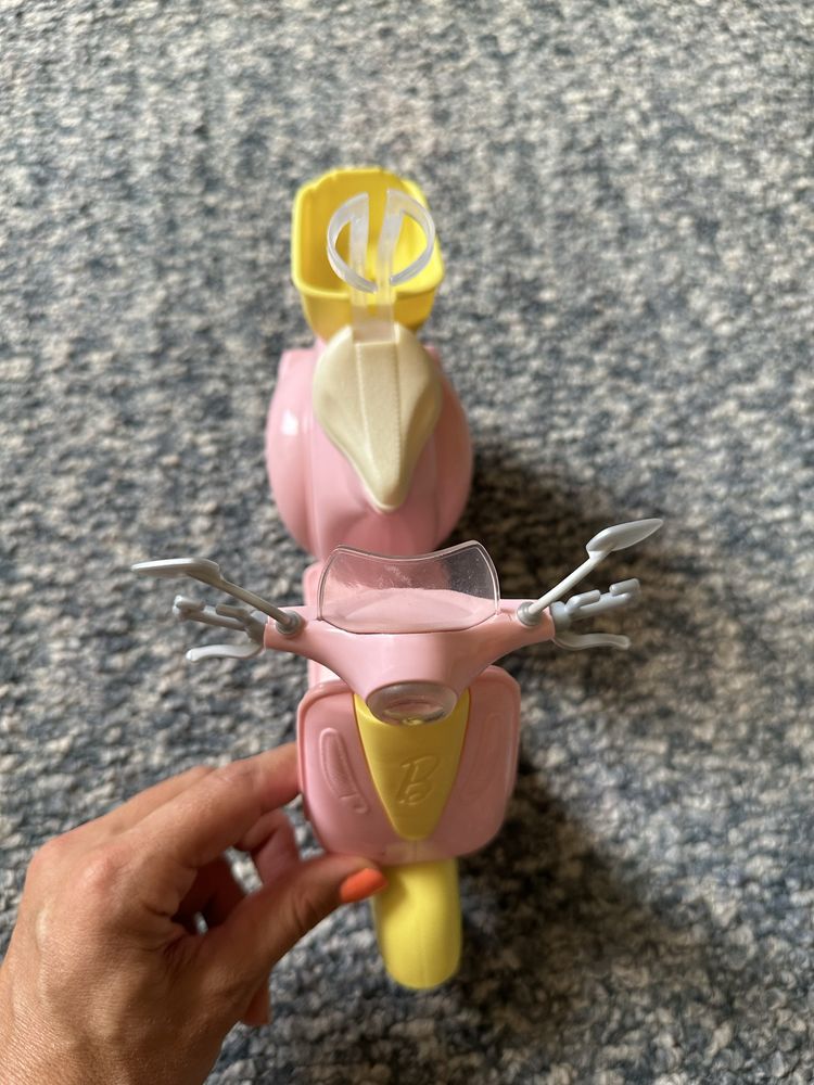 Мотопедът на Barbie