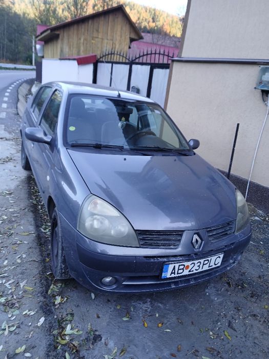 De vânzare renault simbol an 2006 1,4 benzină