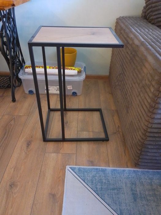 Помощна   масичка