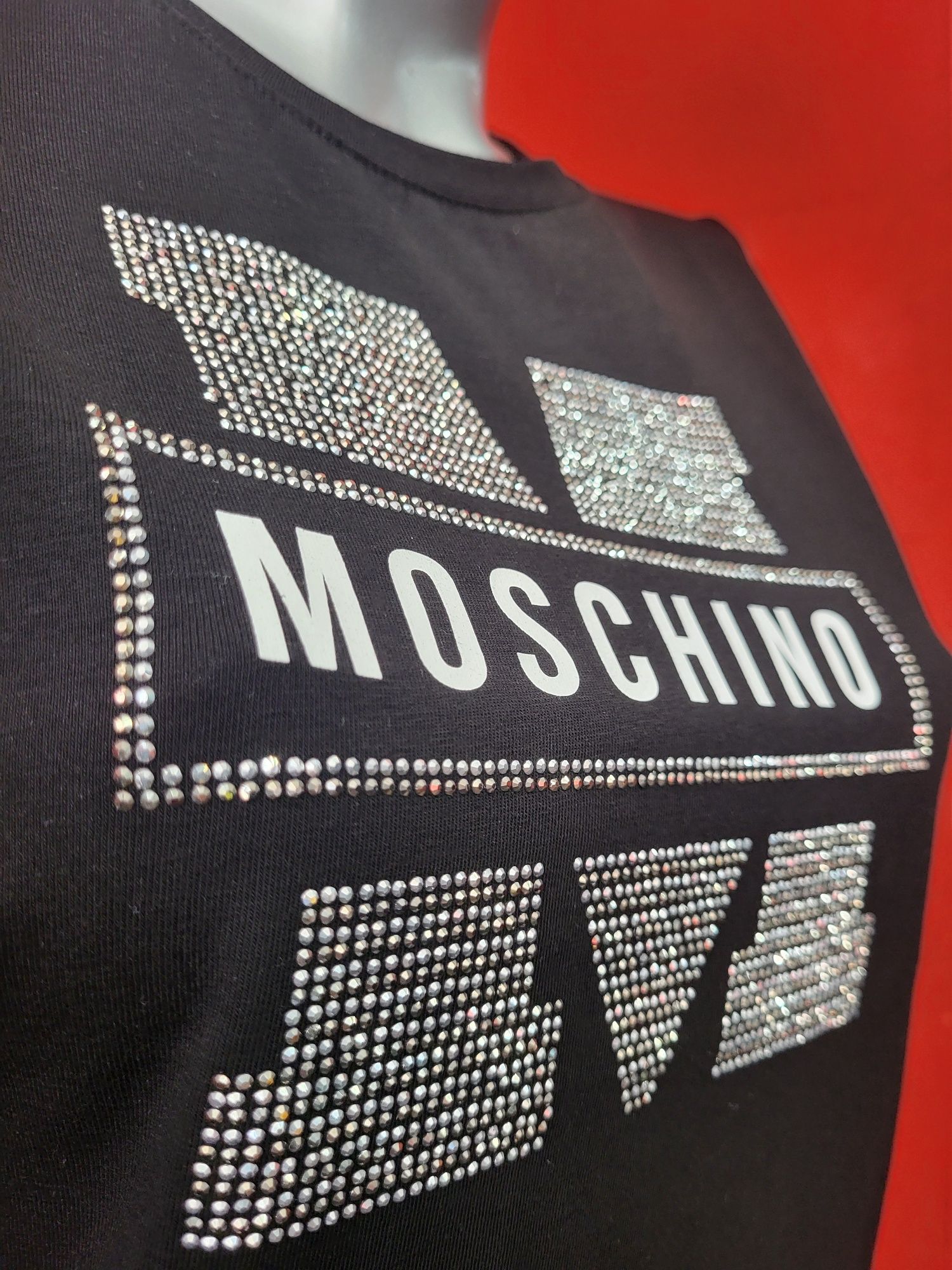 Тениски MOSCHINO ниска цена