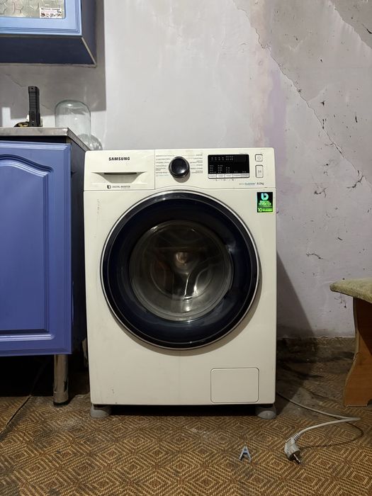 Стиральная машина Samsung EcoBubble 8 кг — отличное состояние