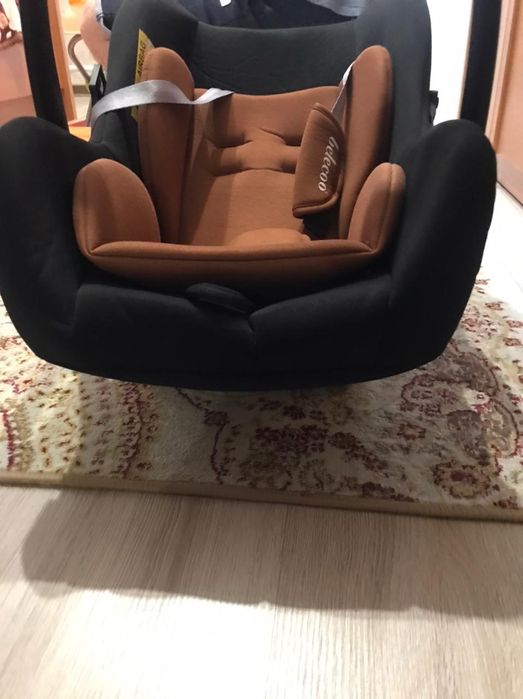 Продам детское автомобильное кресло Belecoo