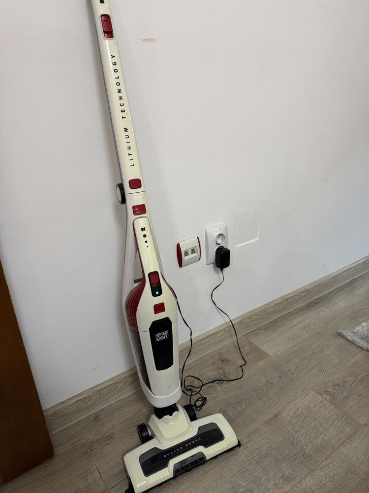 Aspirator portabil