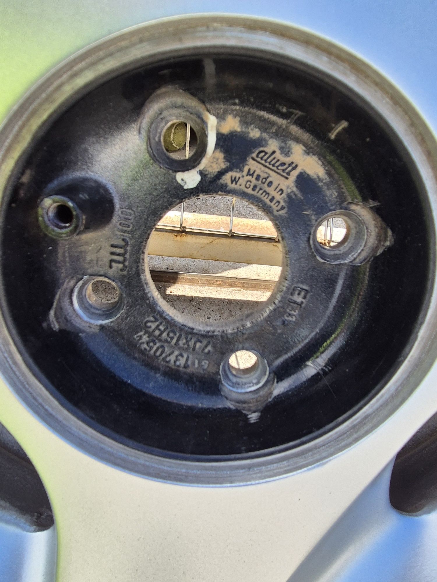 Джанти Aluett 15 цола , 4х100 , 7j , et33 , 195/45/15  Vw  Honda  Opel