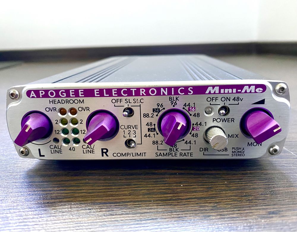 Preamplificator, compressor/limiter si convertor A/D Apogee Mini-Me