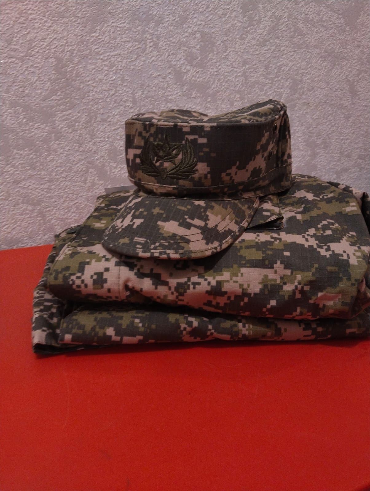 Продам новую военную форму