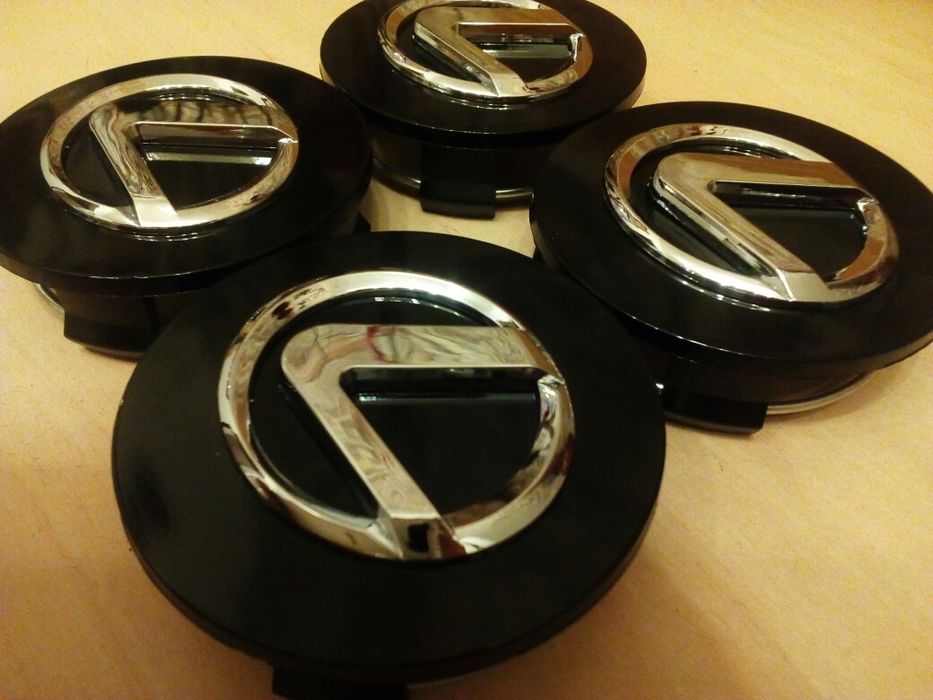 Lexus - set 4 capace pentru jante de aliaj