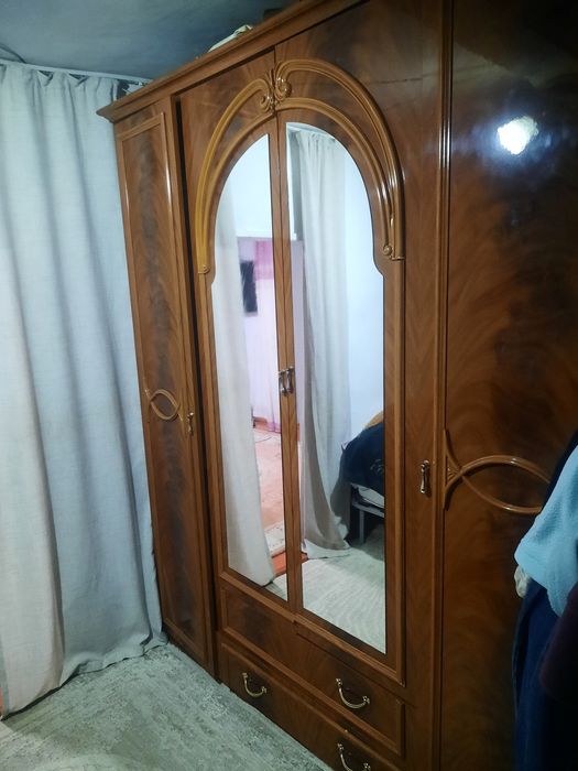 Шифонер сатылады арзан.