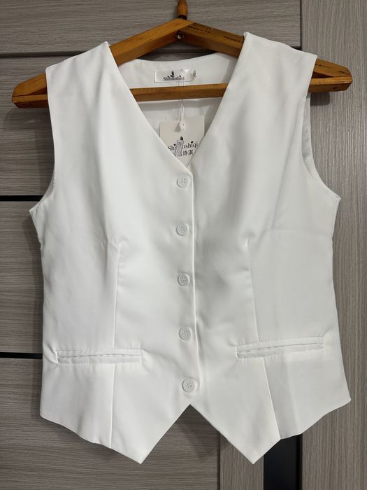 Жилетка женская