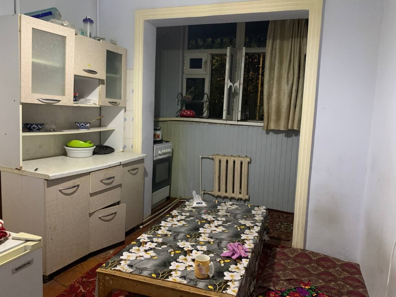 Tinchlik metro yaqinida 2 xonali uyga 1 ta bola qoʻyiladi