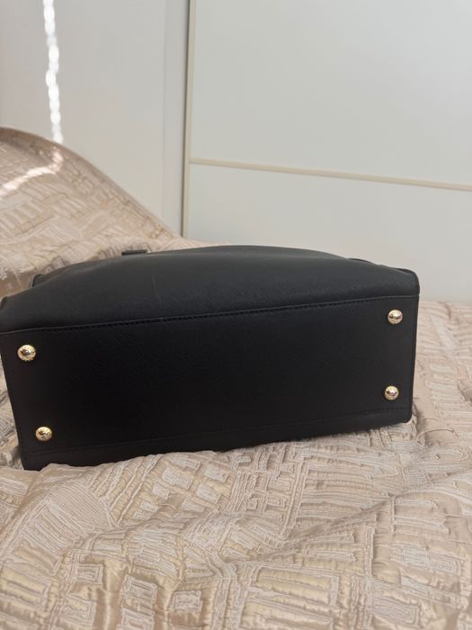 Кожена чанта Michael Kors