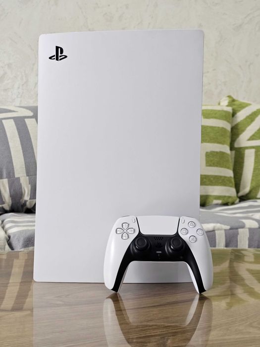 Продам Playstation 5 в идеальном состоянии 13 топ играми на борту, Ps5