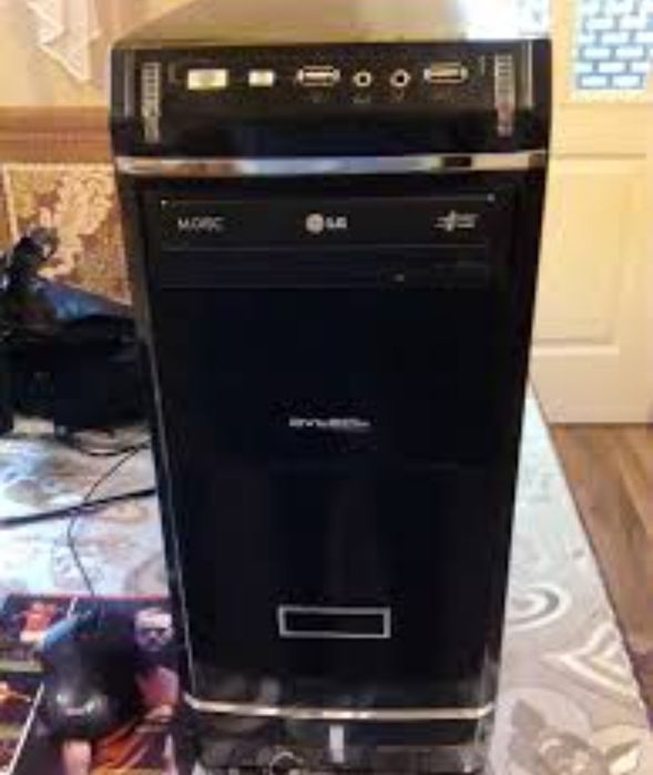 Кейс корпус для ПК компьютера полностью рабочий дисковод двдром вместе