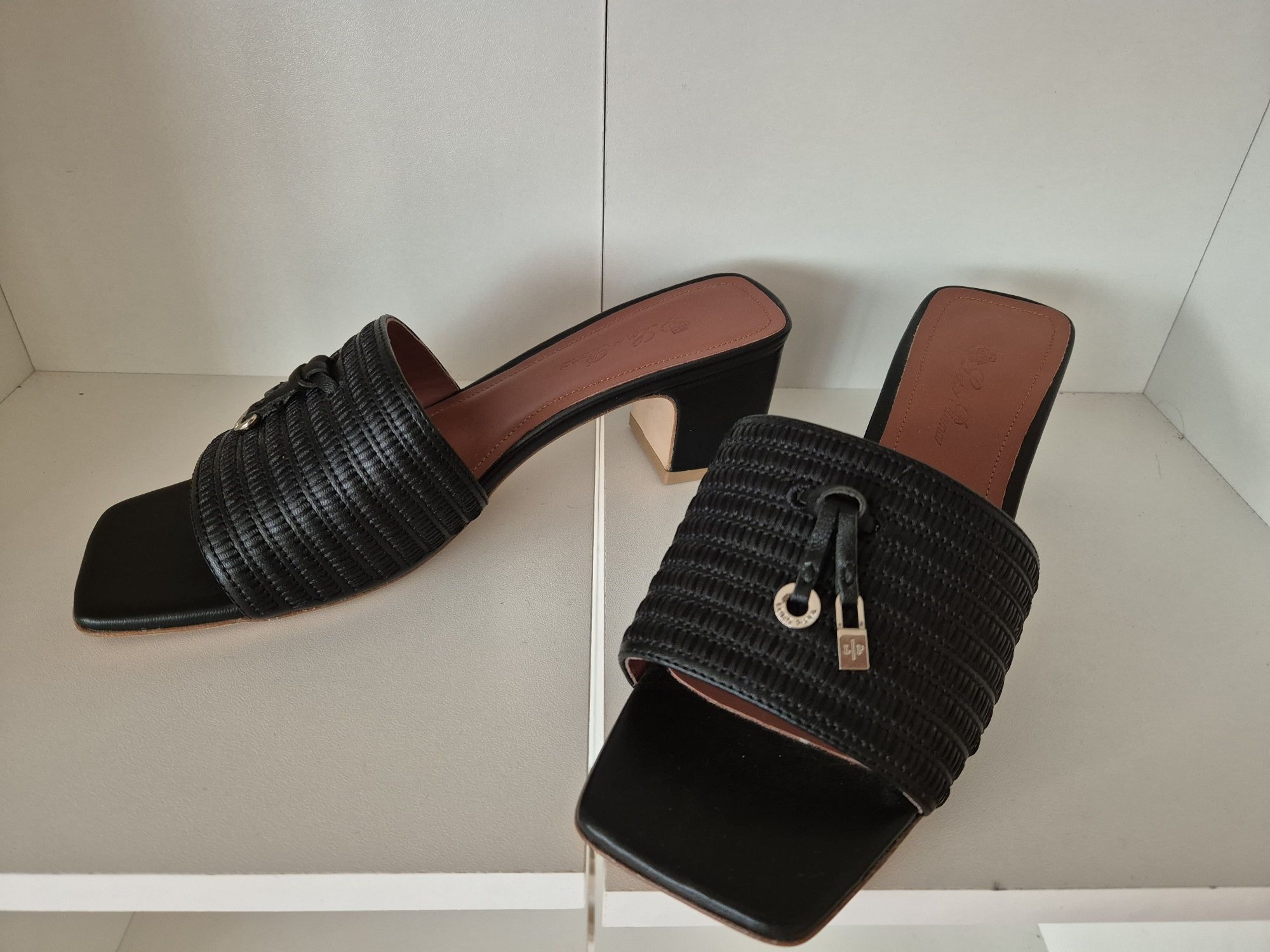 Loro Piana ест.кожа щраус