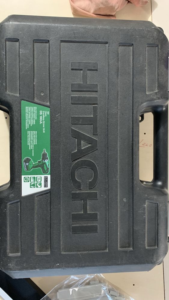 Винтоверт HITACHI