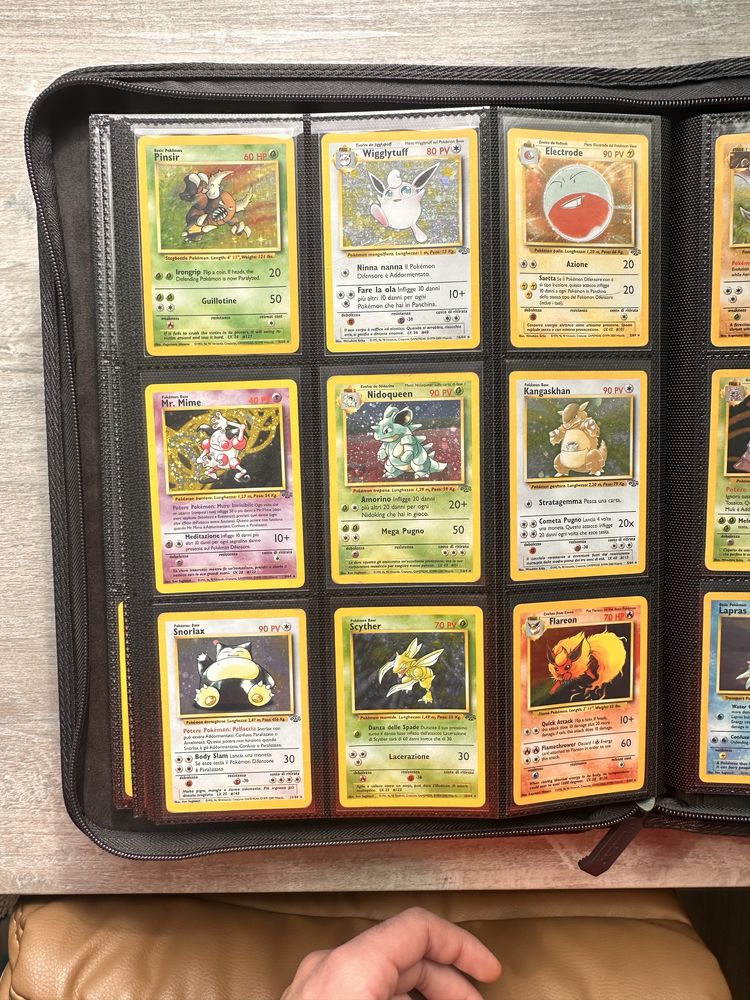 Cartonase pokemon 1999-2000 jungle fossil base set