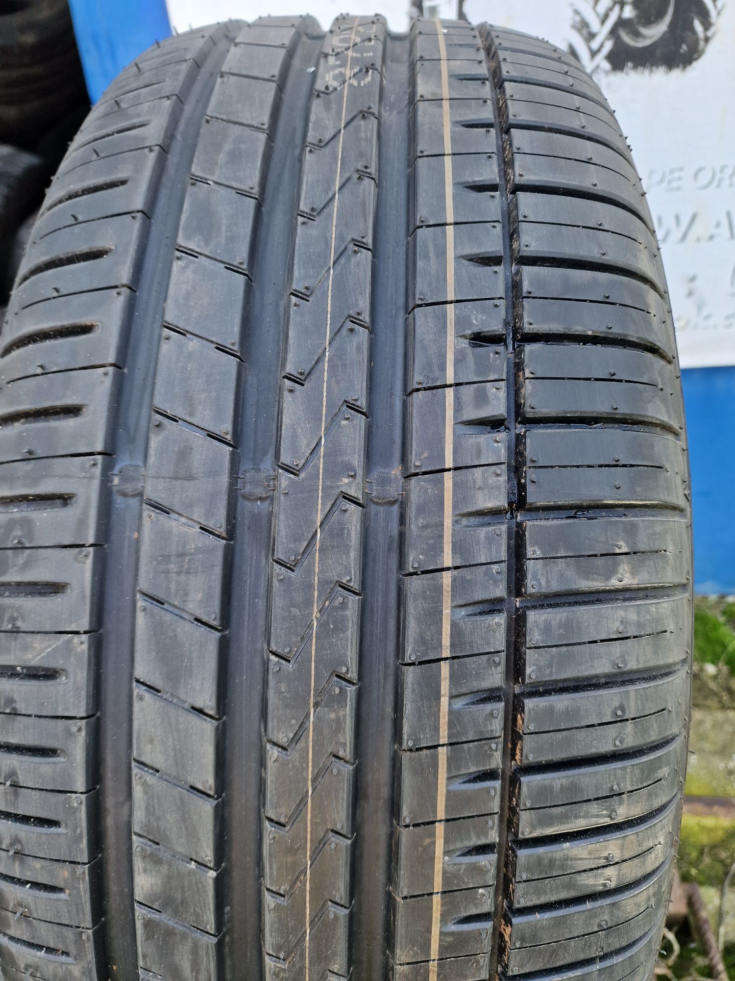 Anvelopă 265/55R19 marca Falken, DOT 2024