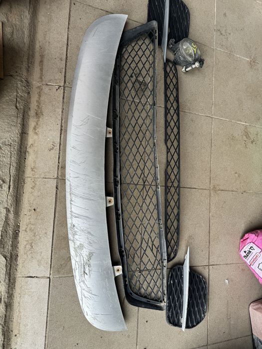 Grila / grile Bara fata BMW X5 E70 LCI Facelift