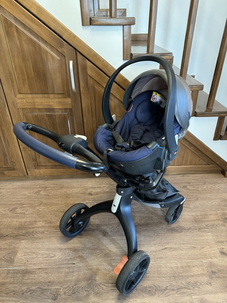 Stokke V5 3 în 1 - Navy Blue