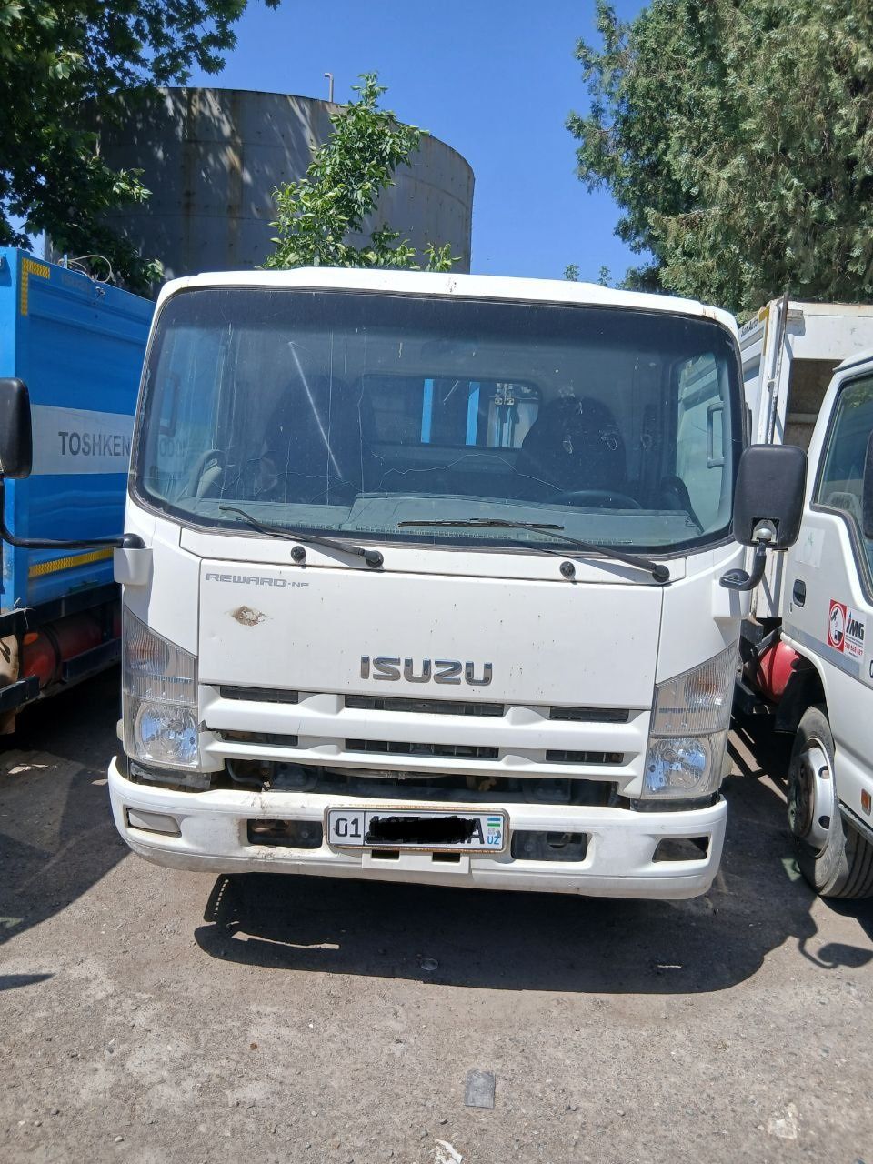 Продаётся мусоровозы ISUZU NPR, NQR-7m³.