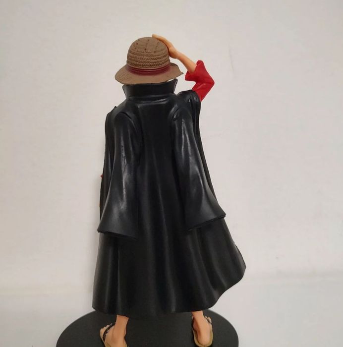 One piece фигурка на Straw Hat Luffy