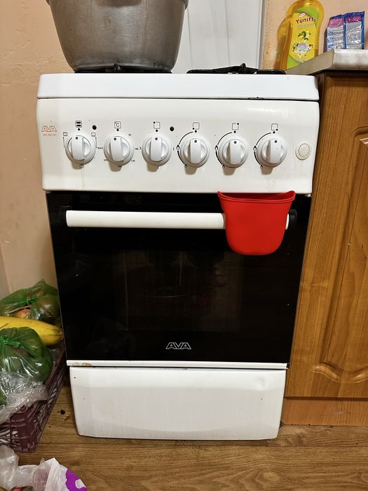 Продам газ плиту рабочая, в хорошем состяний, чистый