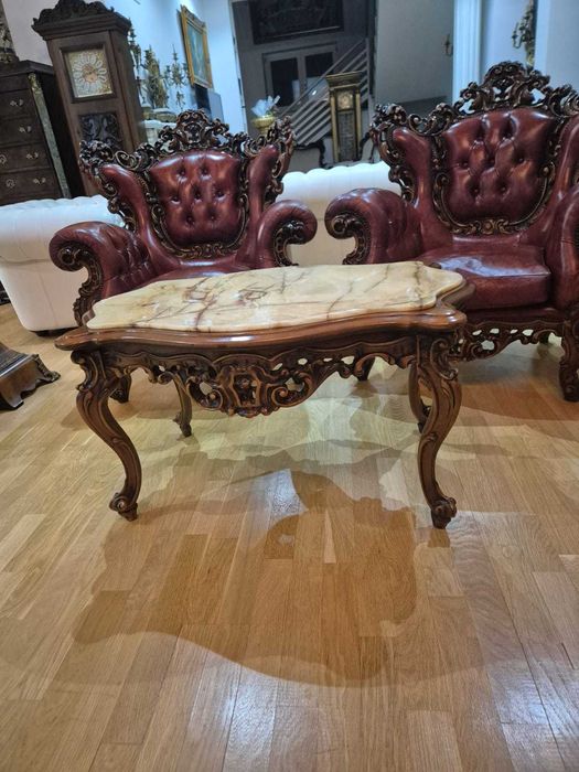 Fotolii cu măsuță în stil baroc