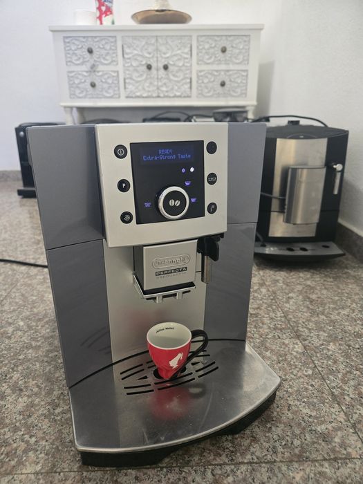 Кафемашина Delonghi Perfecta