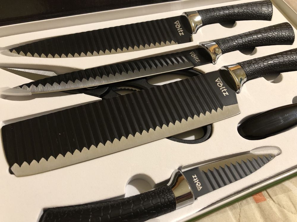 Комплект стоманени ножове Oliver Voltz