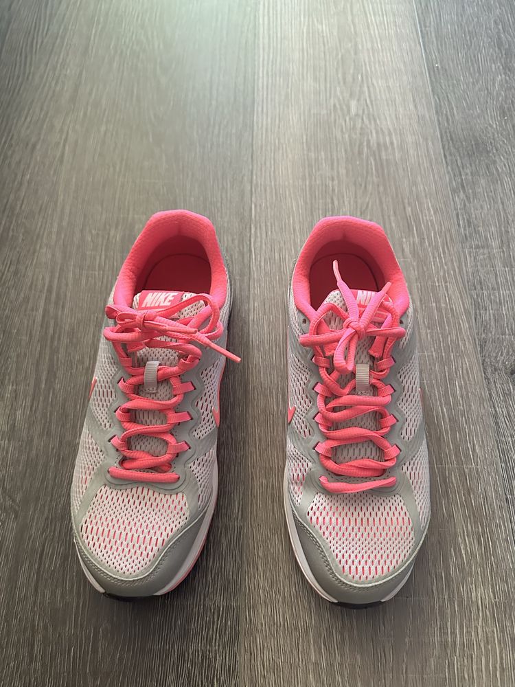 Маратонки Nike dual fusion