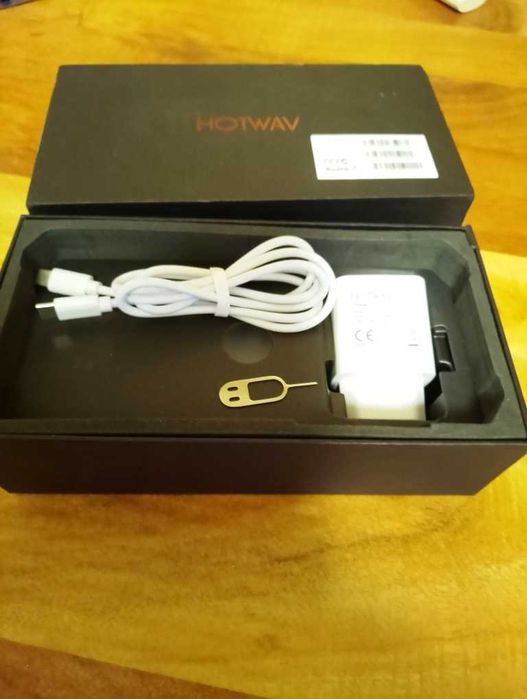 Cyber13Pro водо удароустойчив телефон 8ядр 256GB 20GB 10800mAh запазен