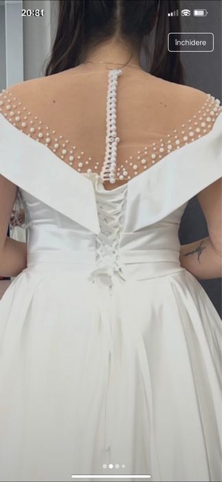 Vand rochie de mireasa superba