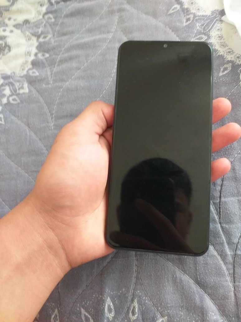 Samsung a13 karobkasi bn