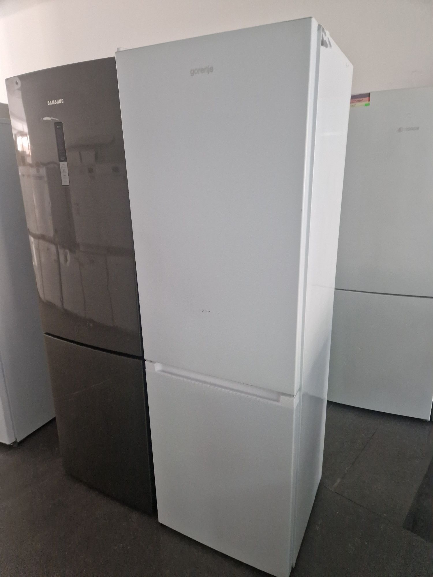 Хладилник с фризер Gorenje A++ No Frost