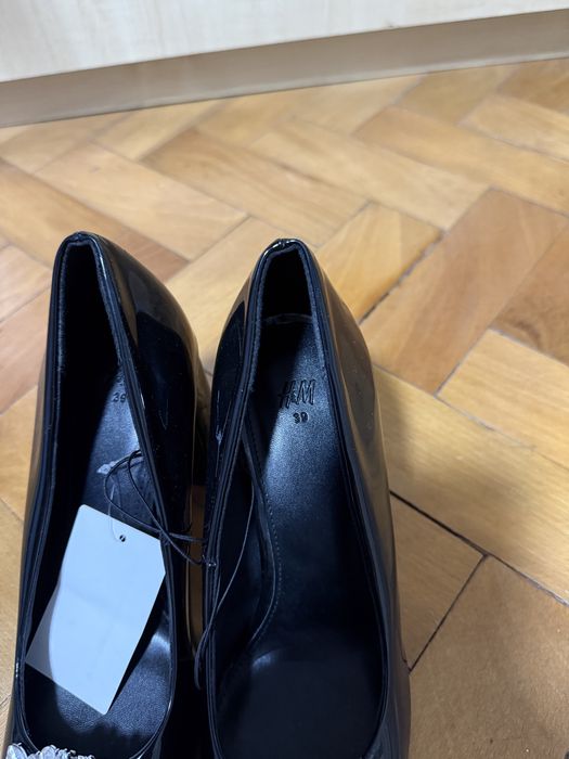 Pantofi H&M noi