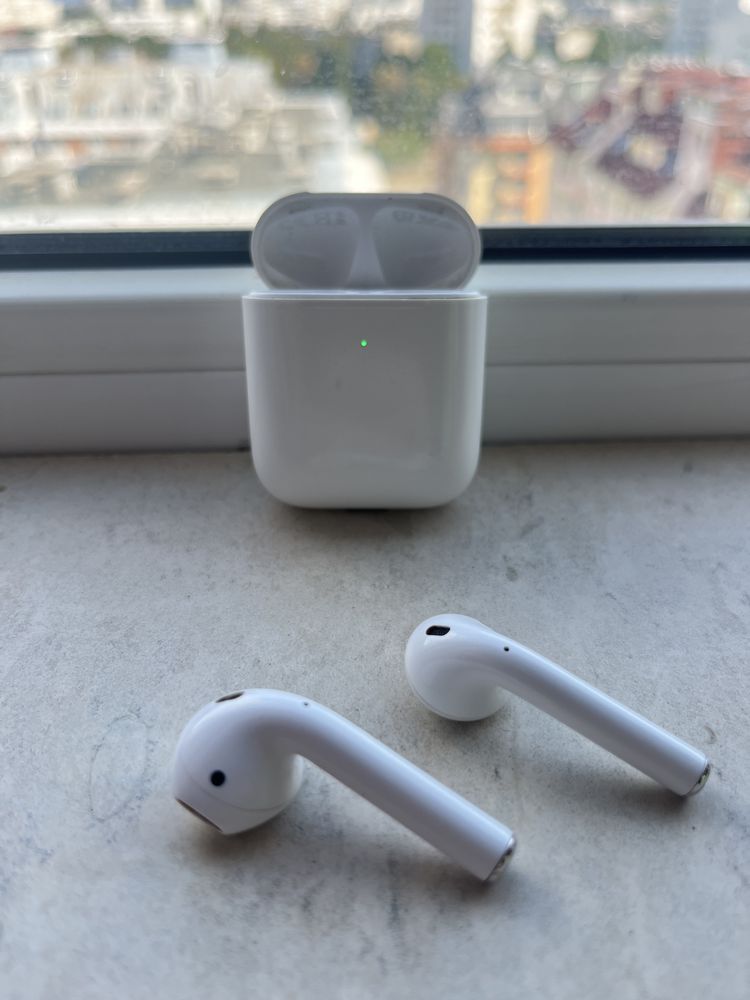 Оригинални Apple AirPods (A1938), с кутийка за зареждане