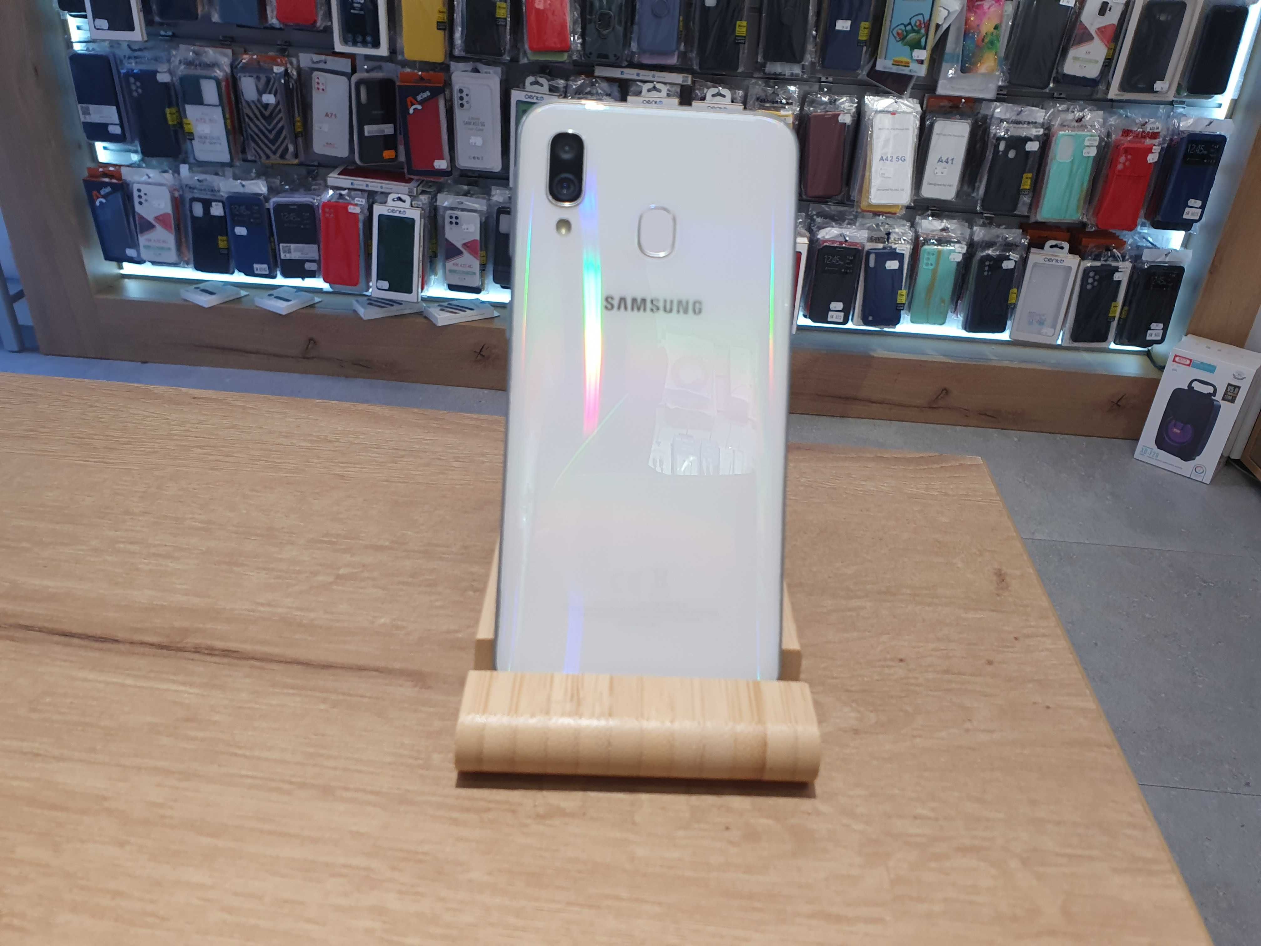 Samsung A40 64Gb, 5.9'',16MP,4Gb Ram | Factura & Garantie | Buy-Back |