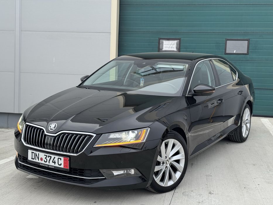Skoda Superb 2016 / 2.0 tdi / automat/ full