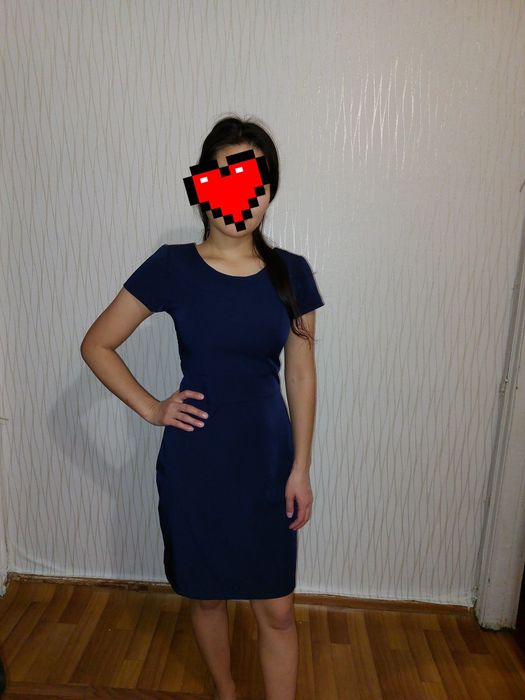 Продаю офисное платье