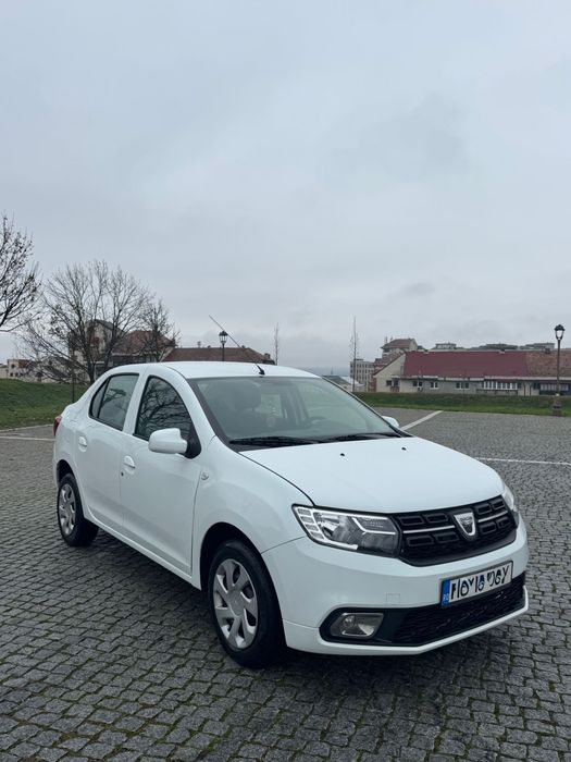 Vand aDacia Logan 1,2 benzina
