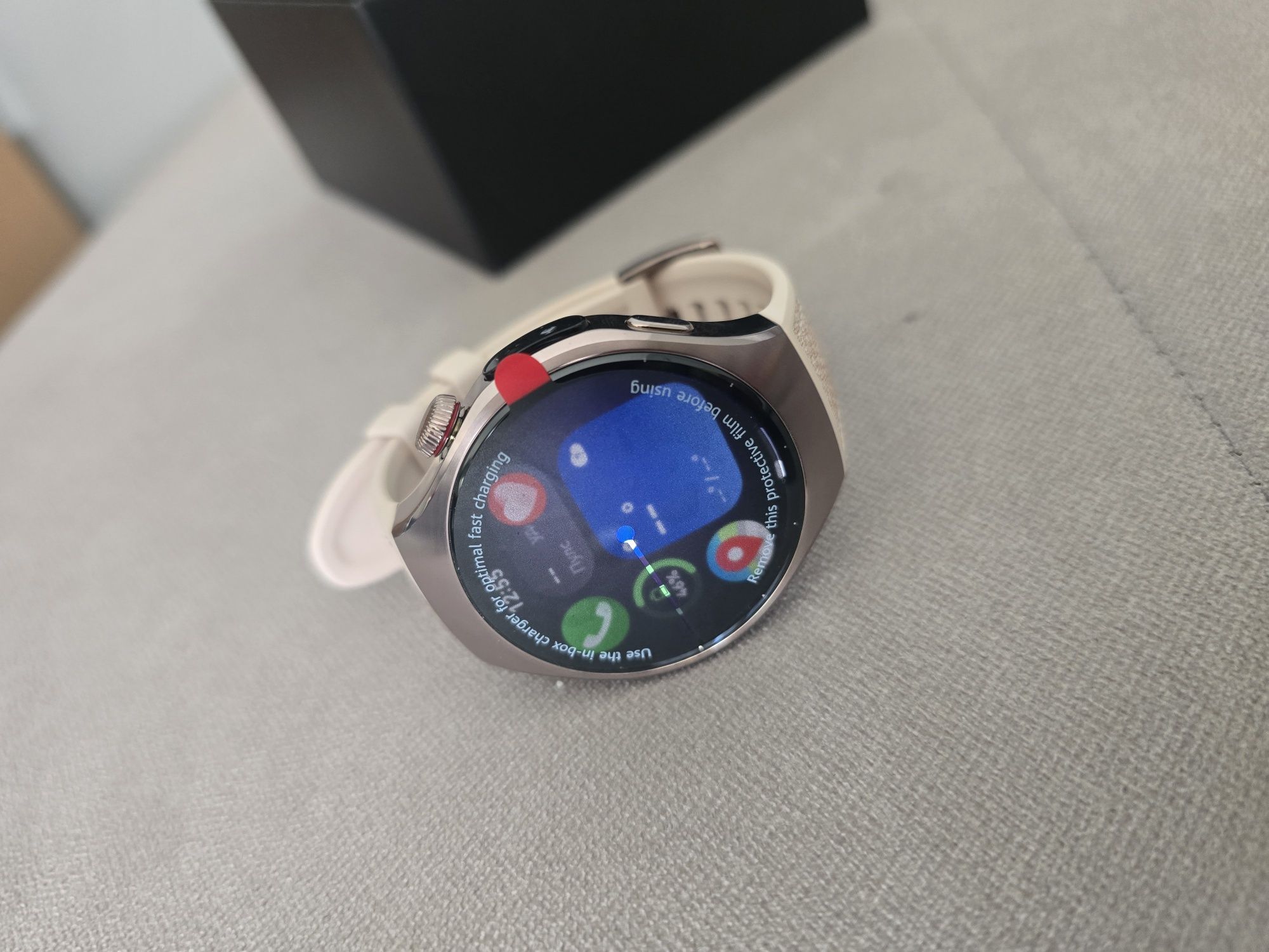 Смарт часовник Huawei Watch 5